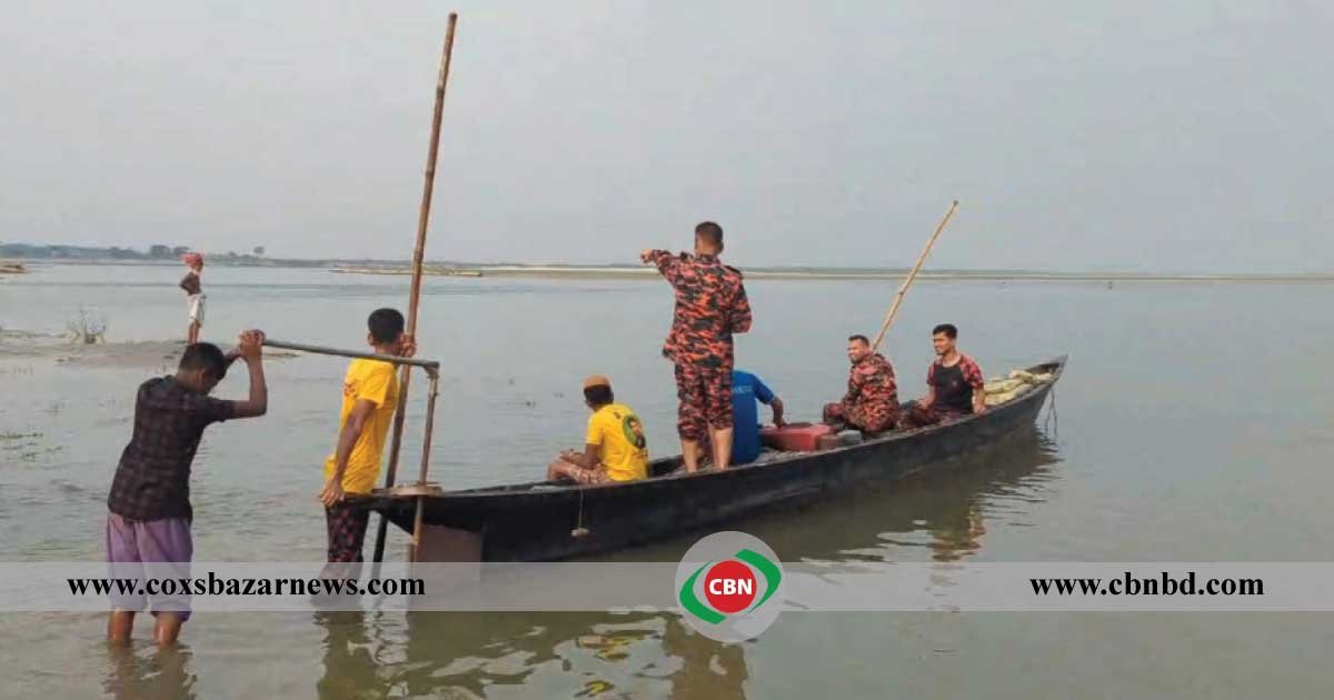 পদ্মা ভেসে গেলেন বাবা